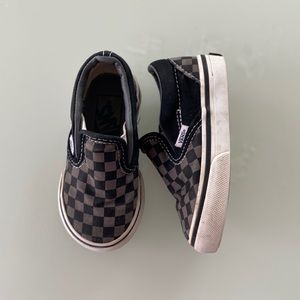 Toddler size 5 checkered Vans